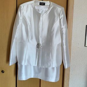 Terramina Collection New York 3pc White Church Suit